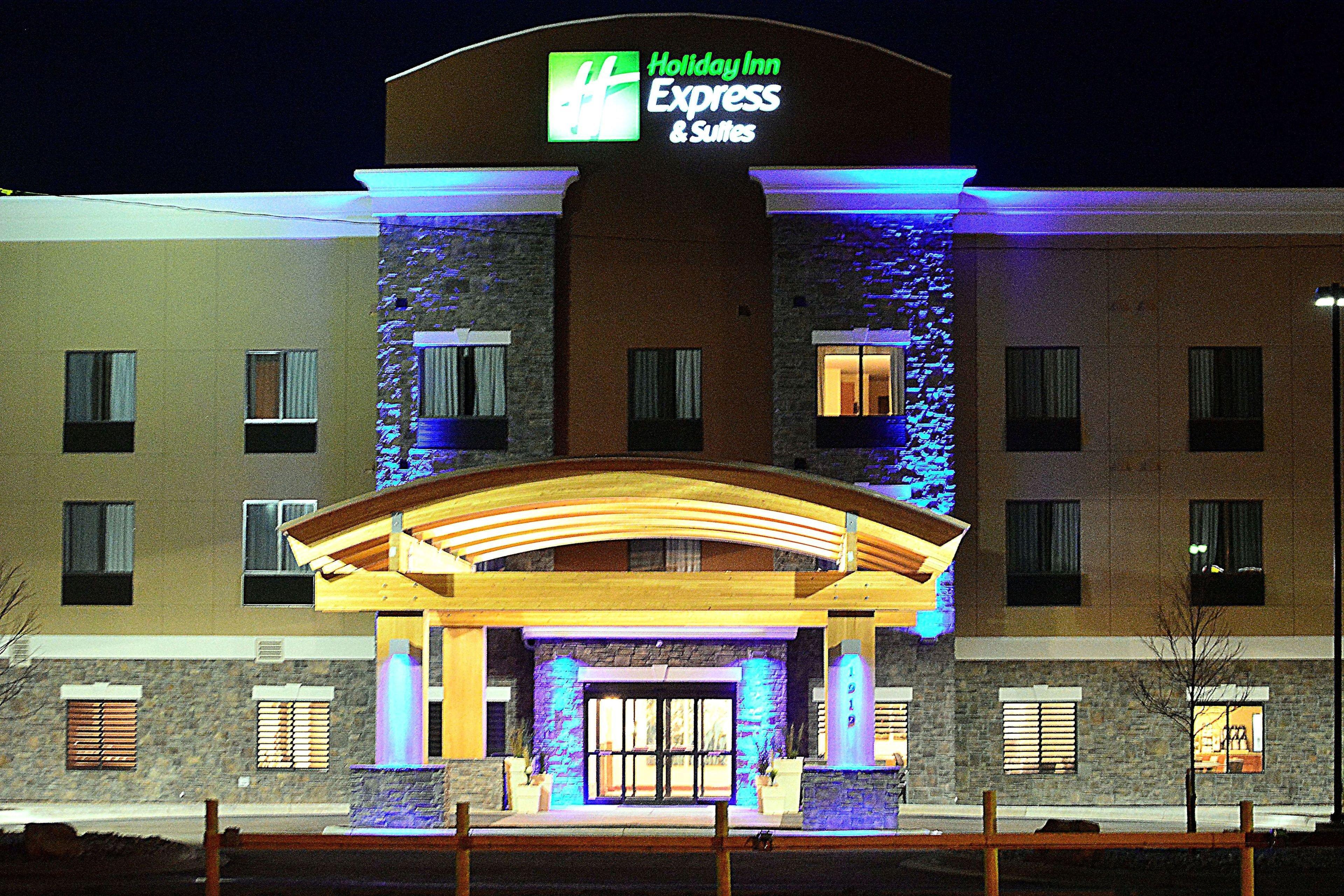 Holiday Inn Express & Suites Glendive By Ihg Екстер'єр фото