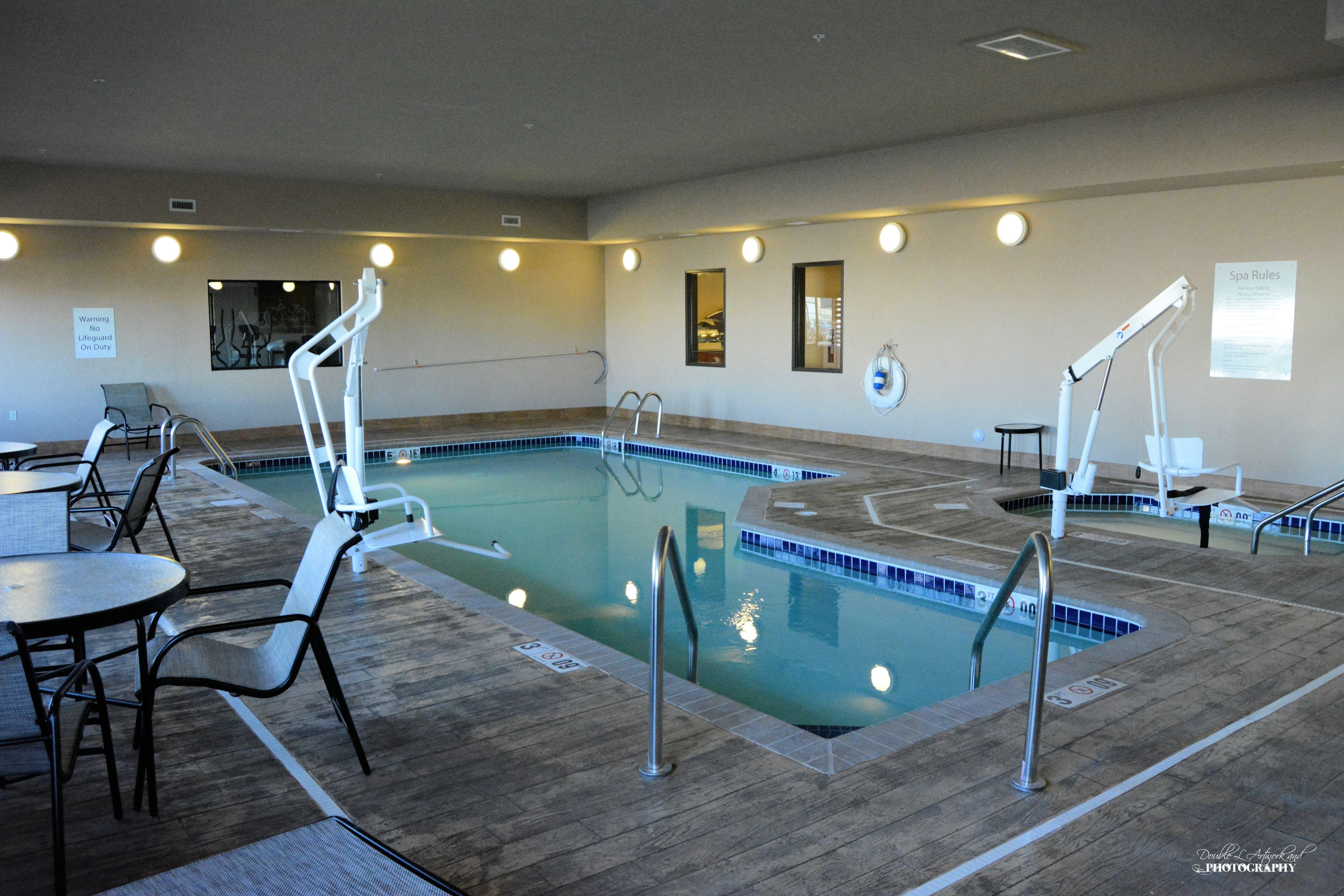Holiday Inn Express & Suites Glendive By Ihg Екстер'єр фото