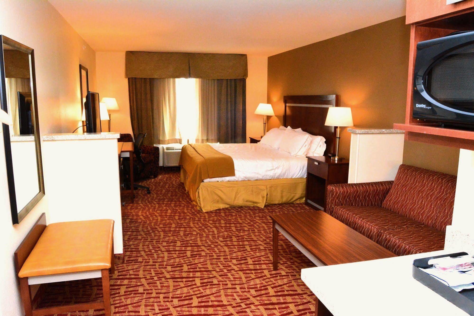 Holiday Inn Express & Suites Glendive By Ihg Екстер'єр фото